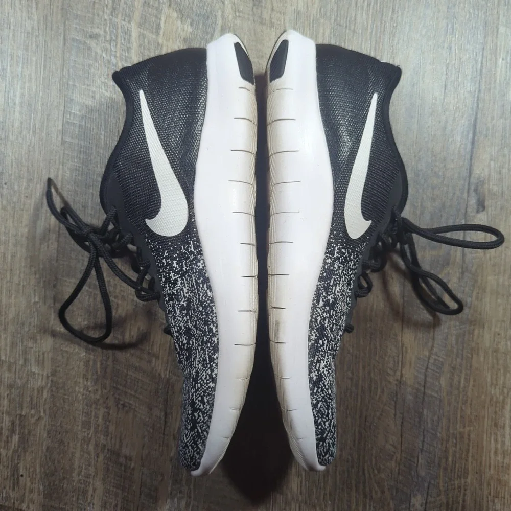 Nike Women's Size 7 Flex Contact Oreo 908995-002 Black Running Shoes Sneakers